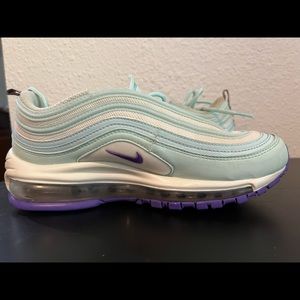 Nike Women Sneakers 7.5 US